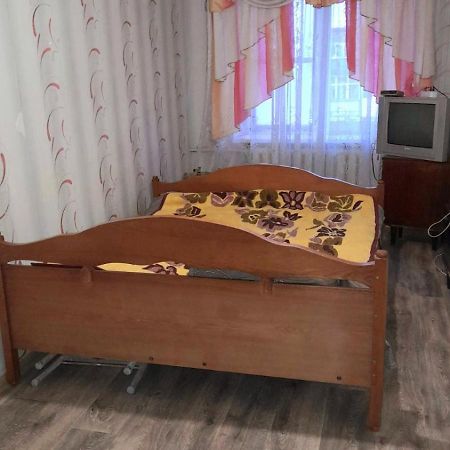 Two-Bedroom Apartment Pokrovskaya, 48 Izyum ภายนอก รูปภาพ